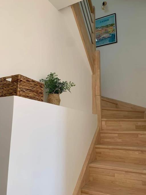 Duplex Au Coeur Du Village De カシ エクステリア 写真