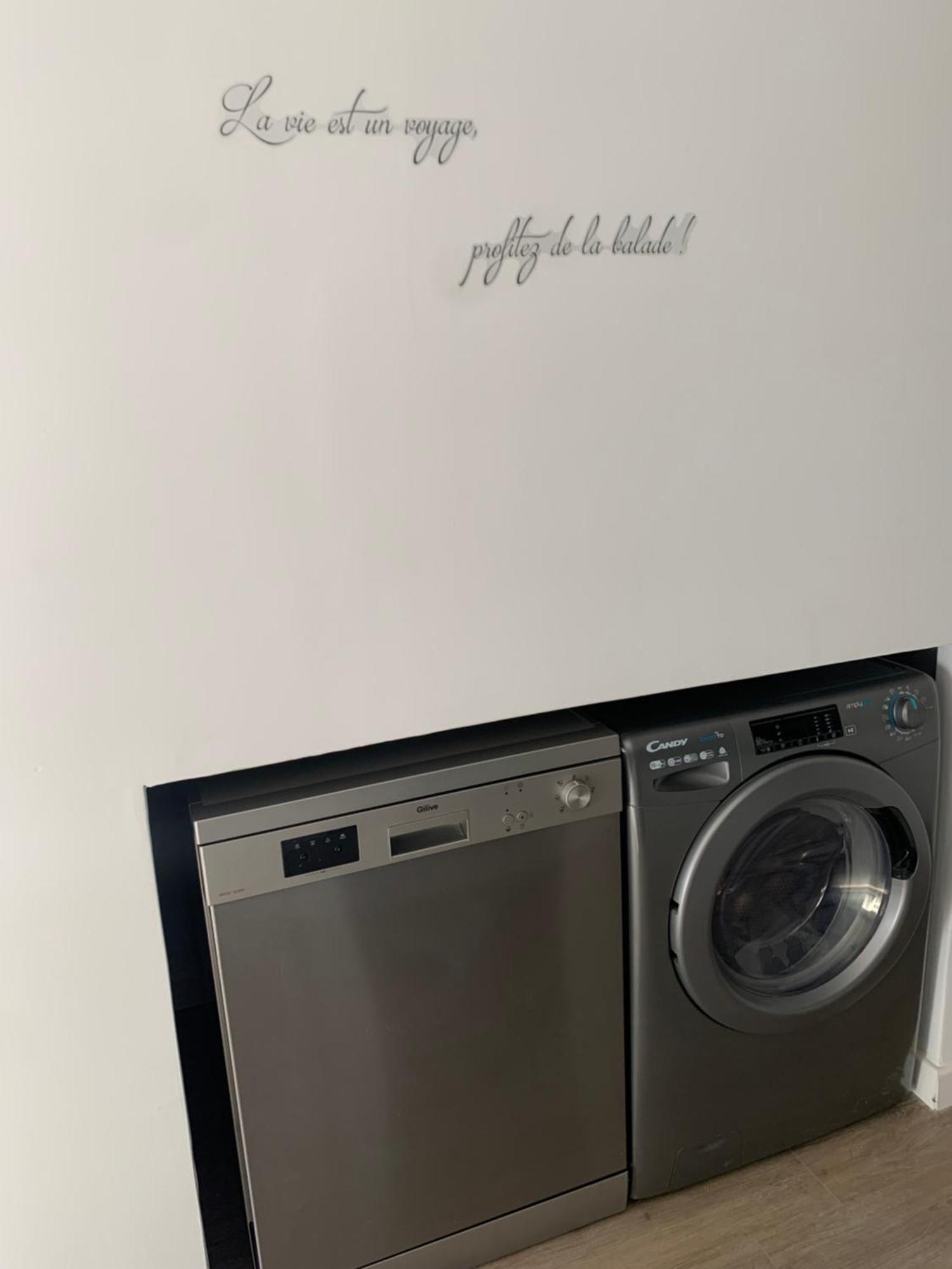 Duplex Au Coeur Du Village De カシ エクステリア 写真