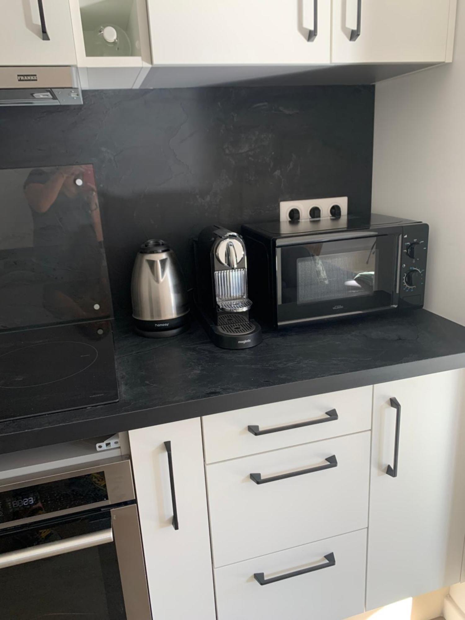 Duplex Au Coeur Du Village De カシ エクステリア 写真